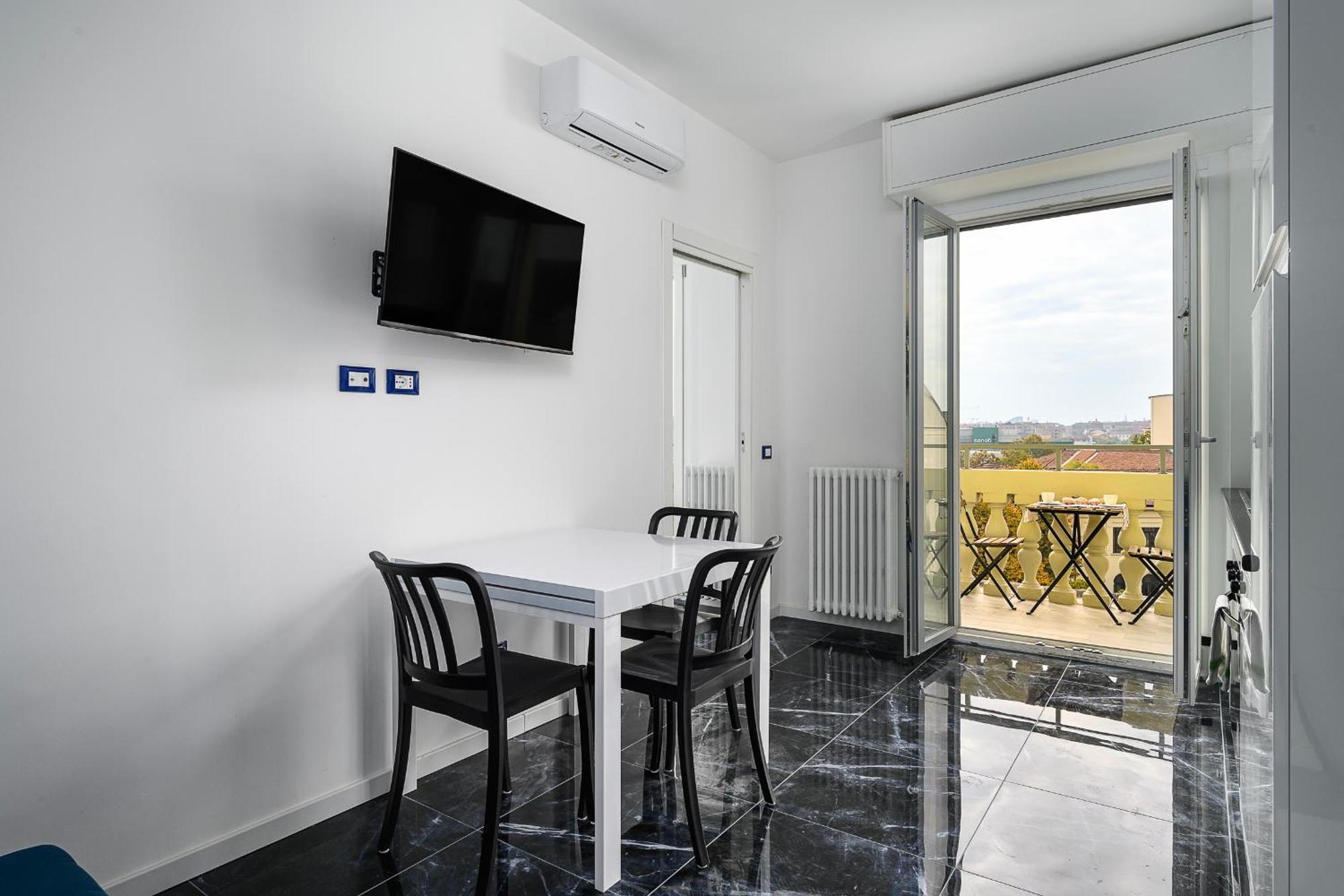 New - Skyblu Imbriani - Bovisa Politecnico * Milaan